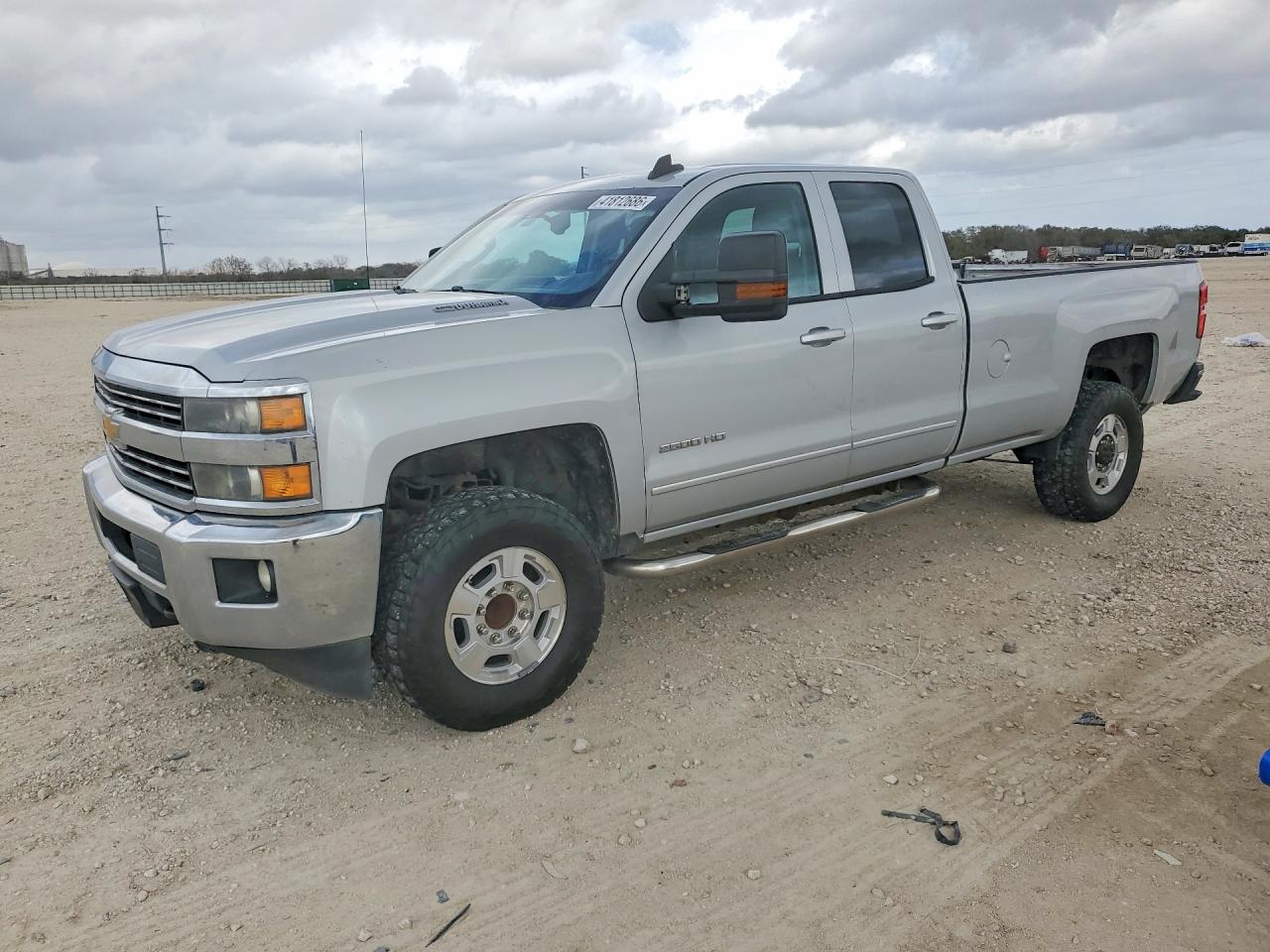 CHEVROLET SILVERADO 2015