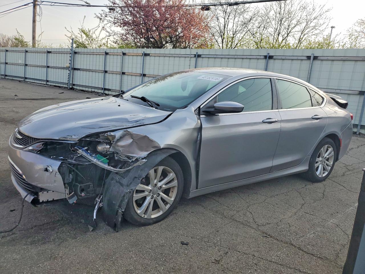 CHRYSLER 200 2015