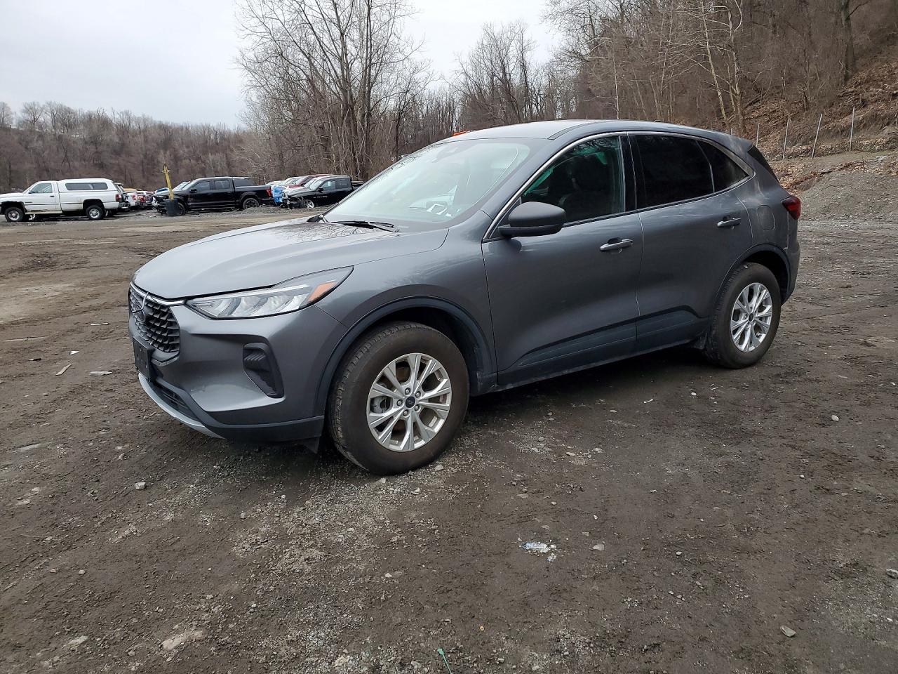 FORD ESCAPE 2024