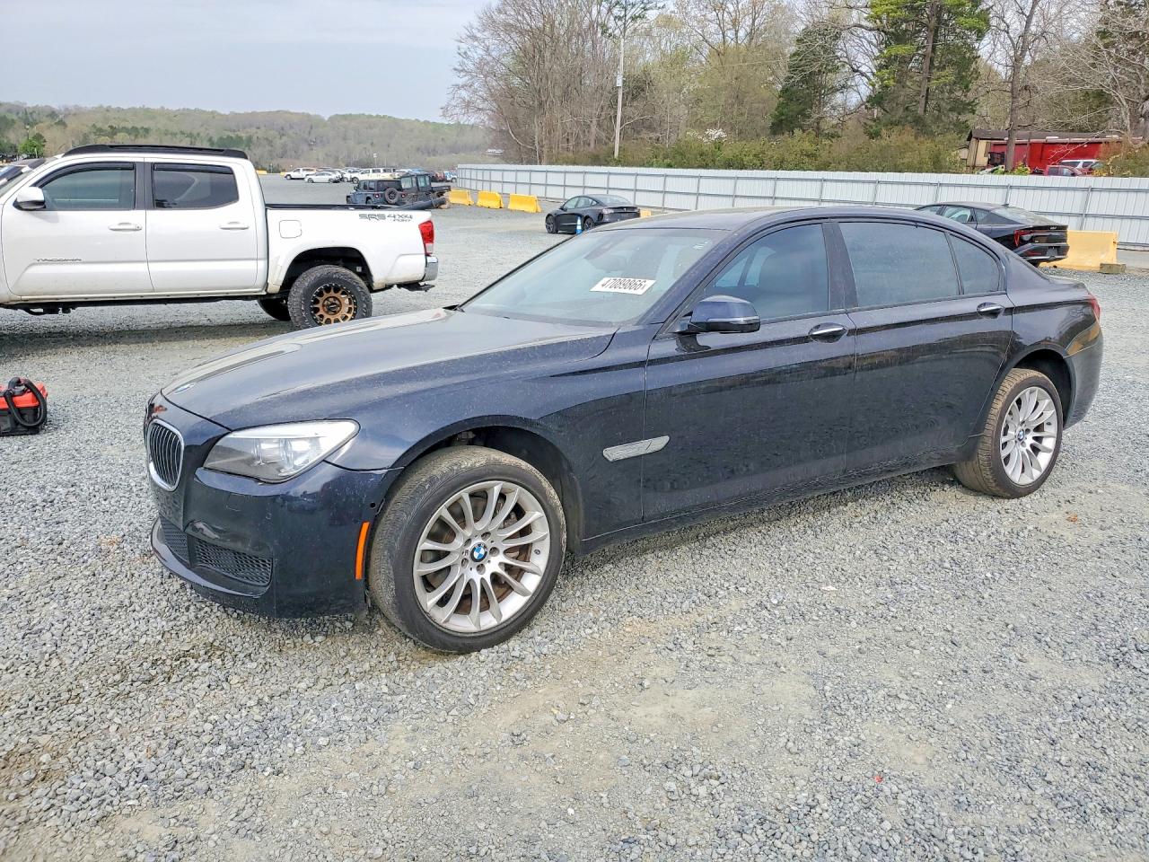 BMW 740 2015