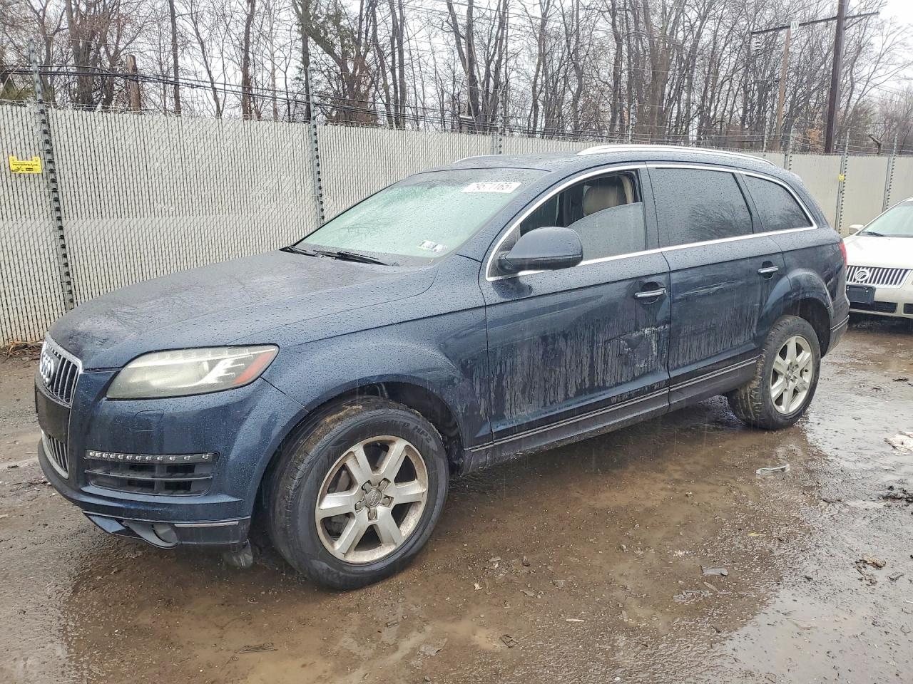 AUDI Q7 2012