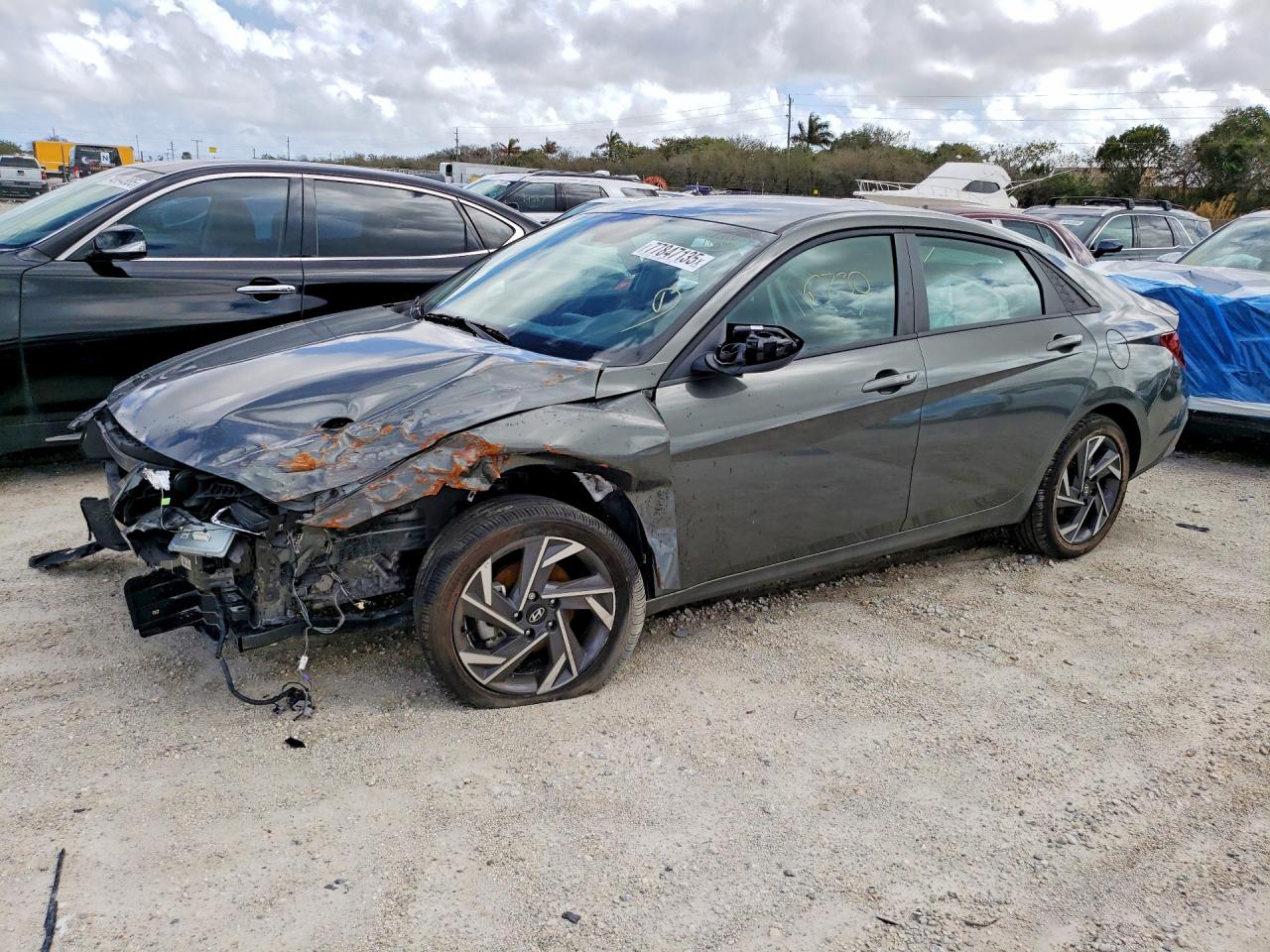 HYUNDAI ELANTRA 2025