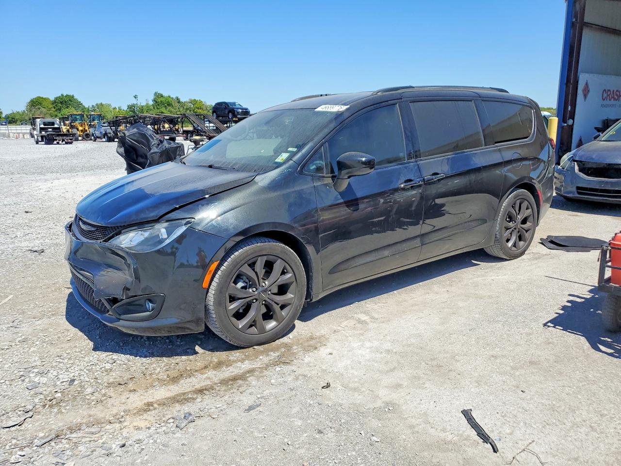 CHRYSLER PACIFICA 2018