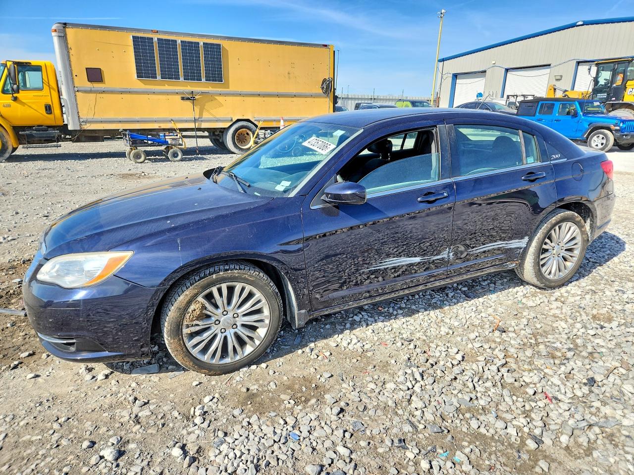 CHRYSLER 200 2012
