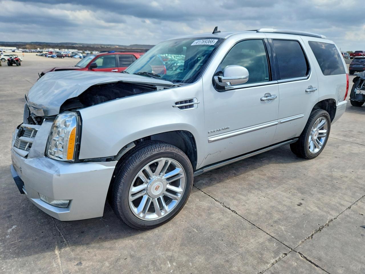 CADILLAC ESCALADE 2013