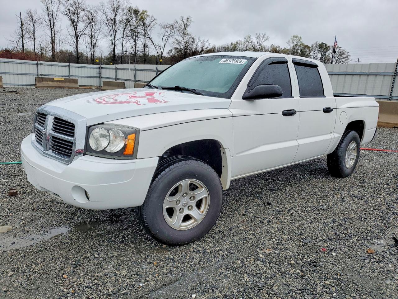 DODGE DAKOTA 2006