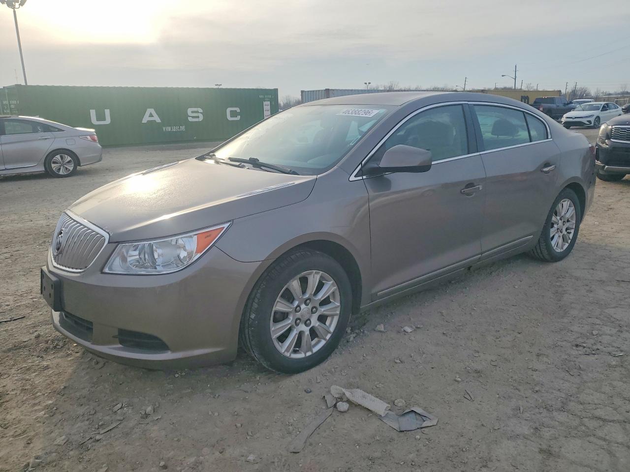 BUICK LACROSSE 2012