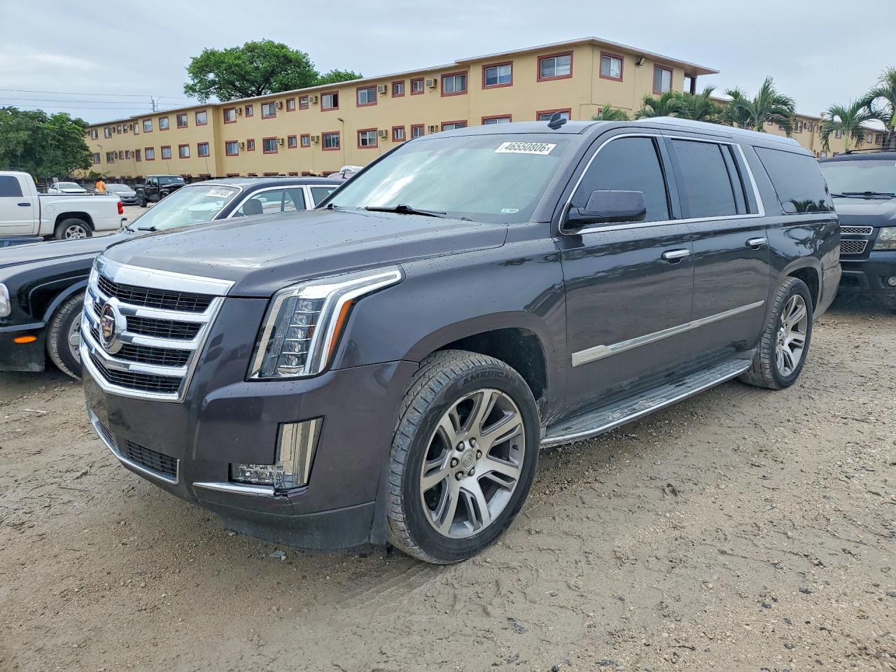 CADILLAC ESCALADE 2015