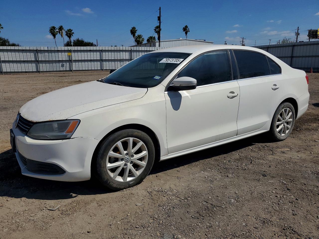 VOLKSWAGEN JETTA 2013