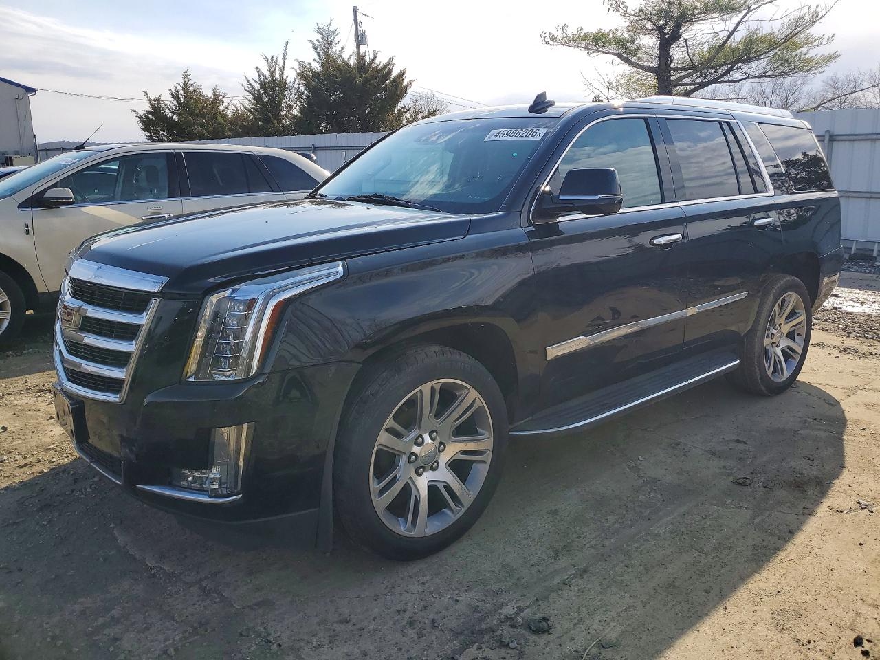 CADILLAC ESCALADE 2016
