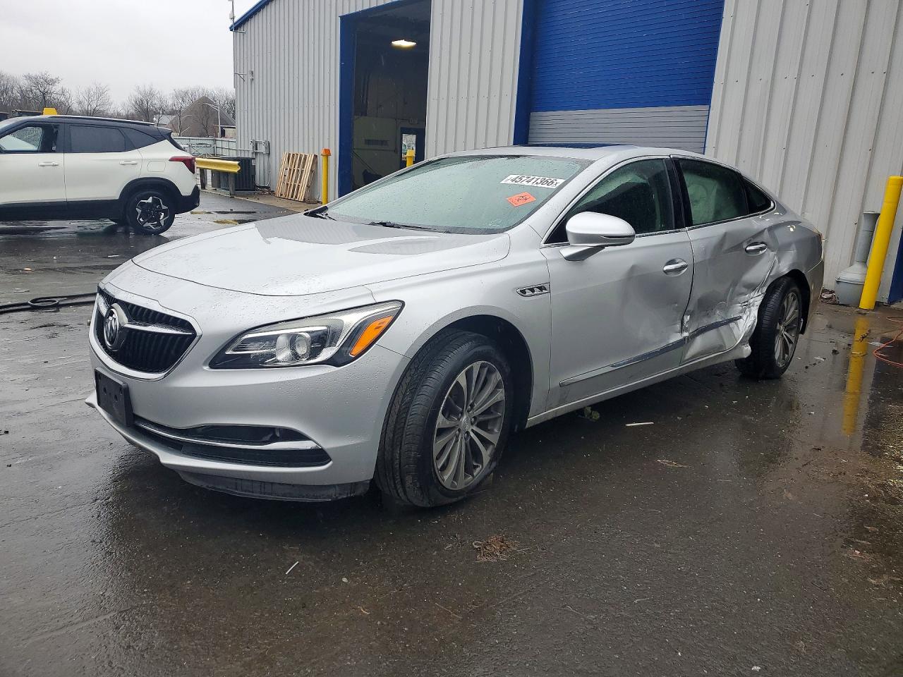BUICK LACROSSE 2017
