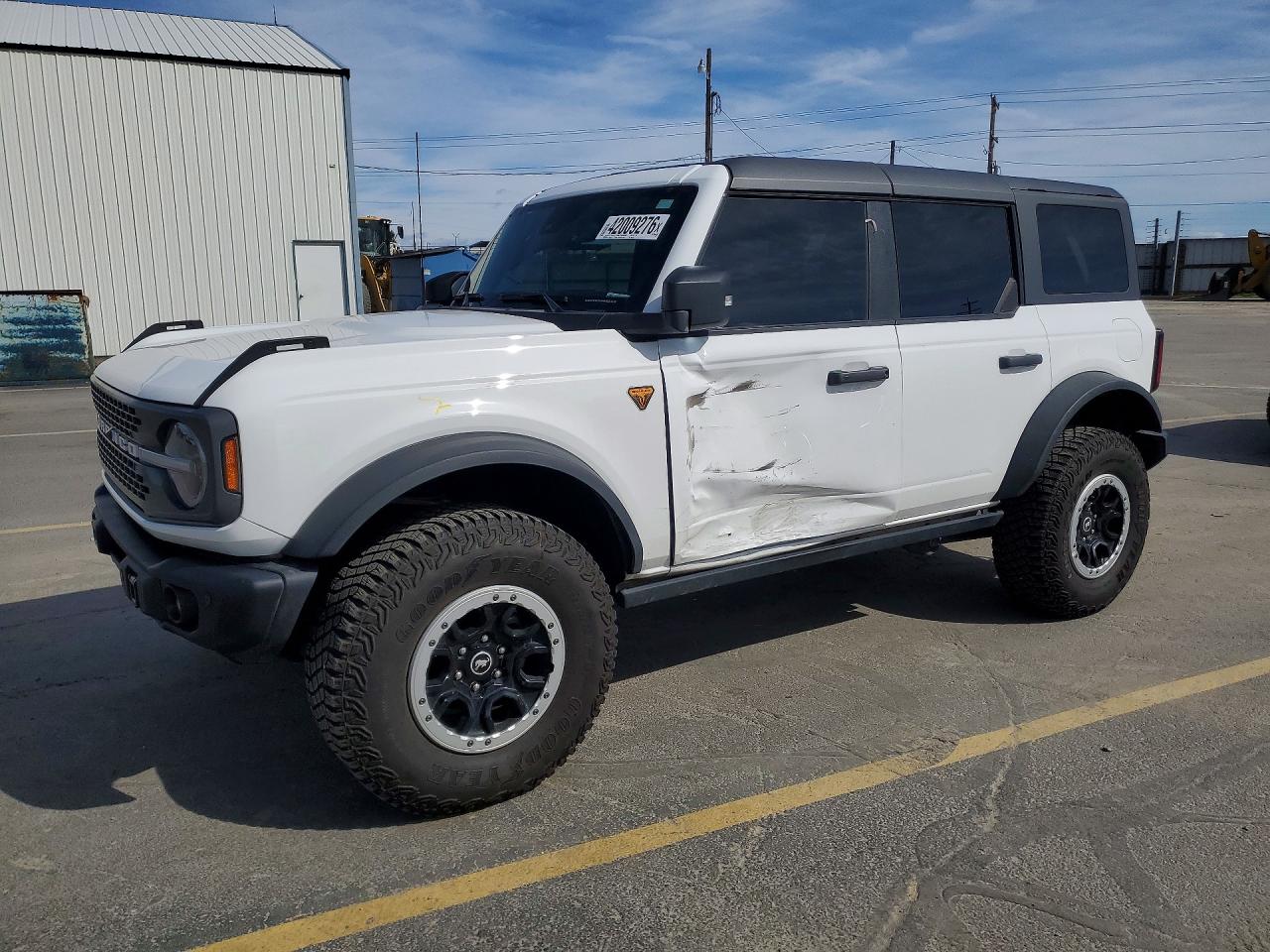 FORD BRONCO 2023