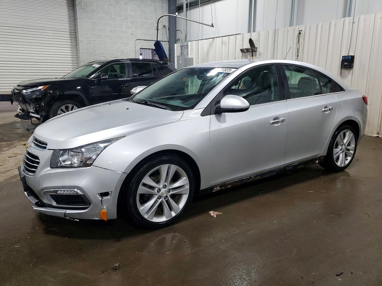 CHEVROLET CRUZE LIMITED 2016