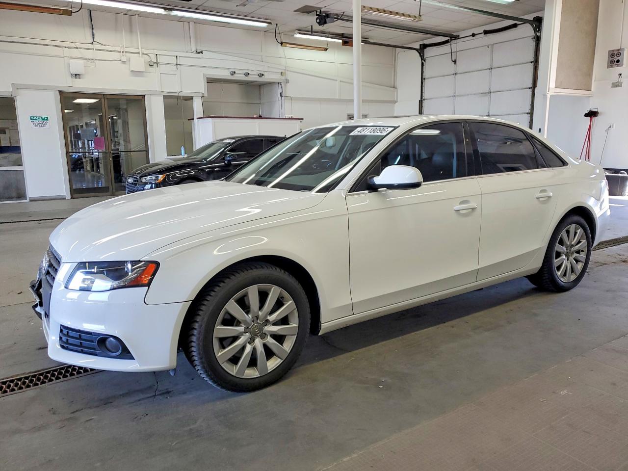 AUDI A4 2011