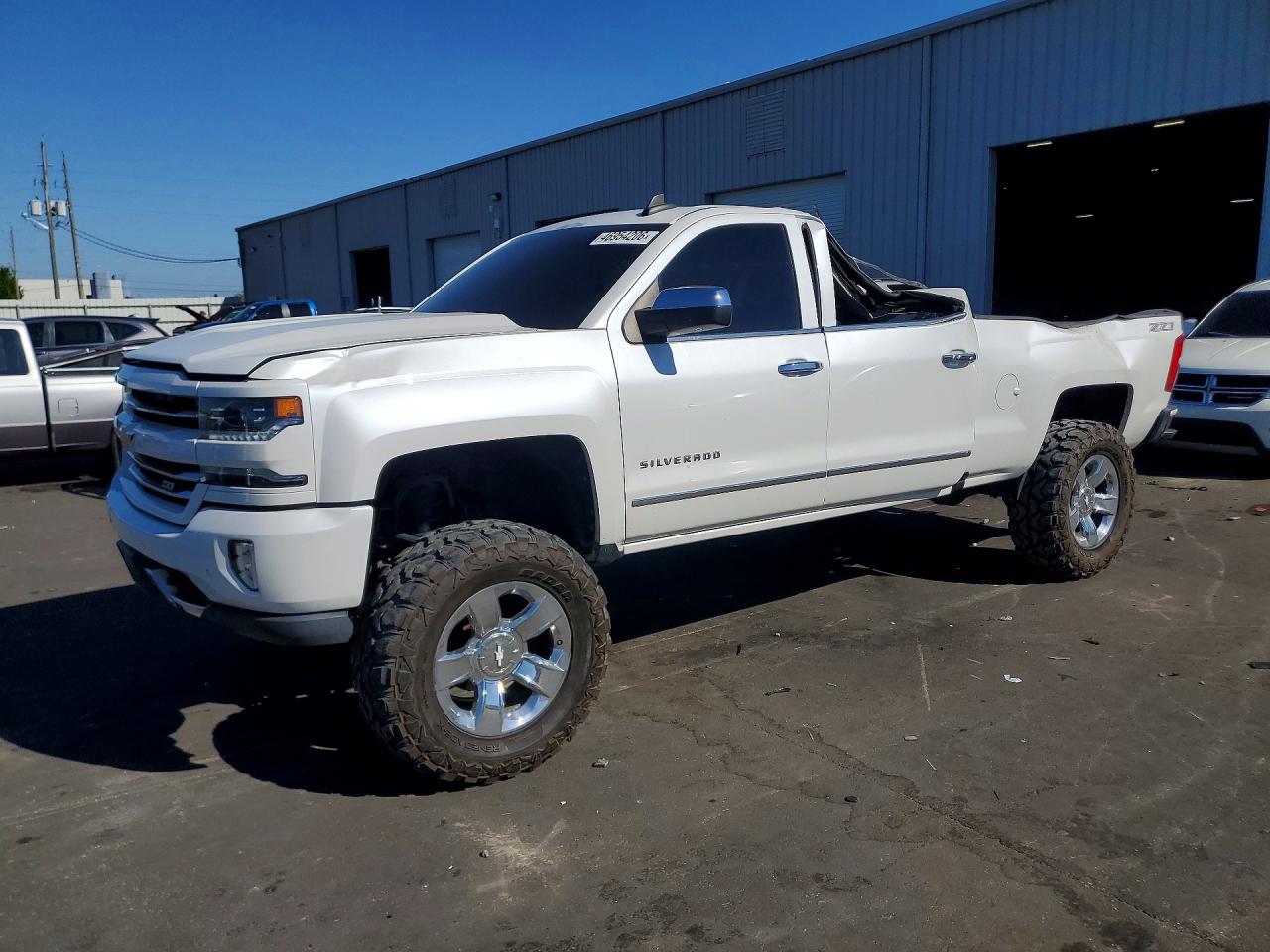 CHEVROLET SILVERADO 2017