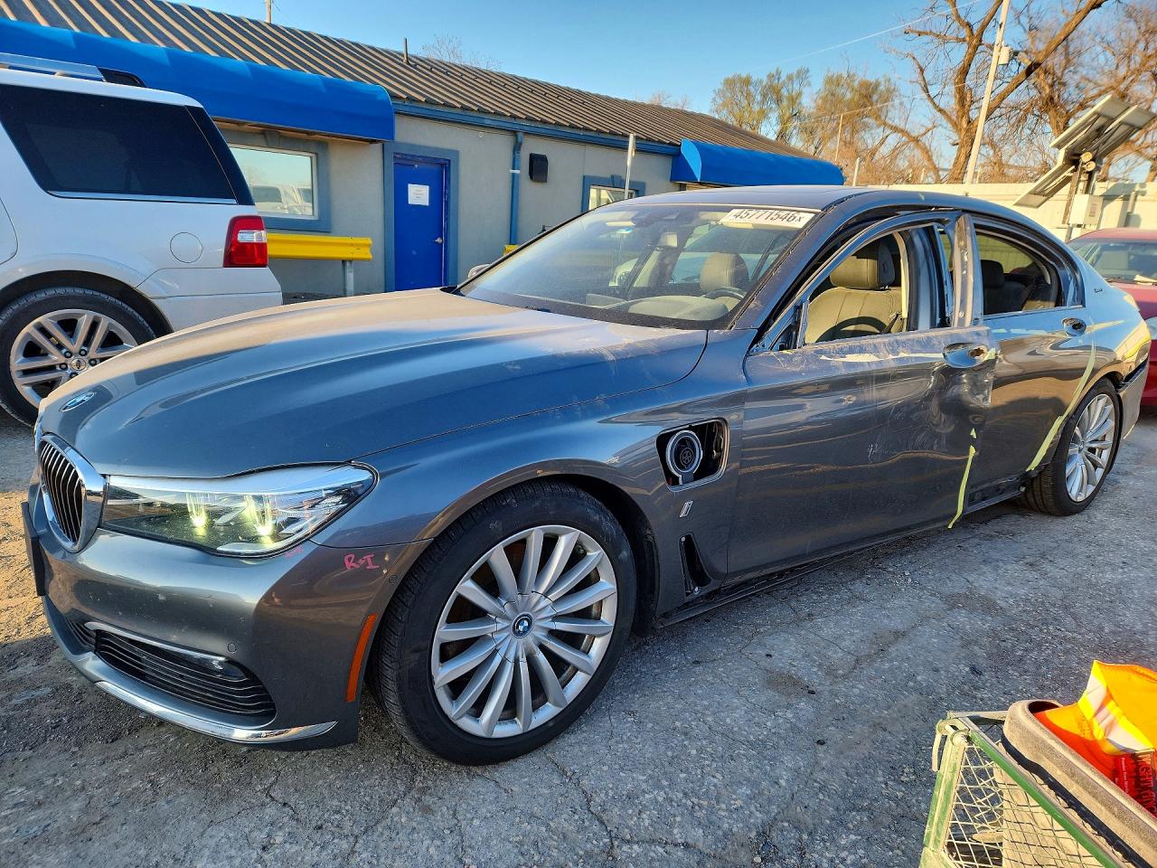 BMW 740 2018