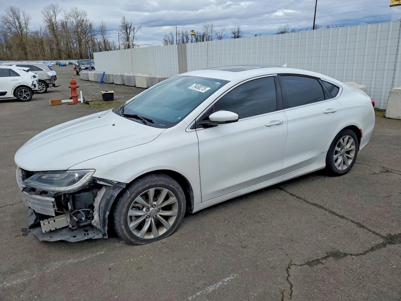 CHRYSLER 200 2015