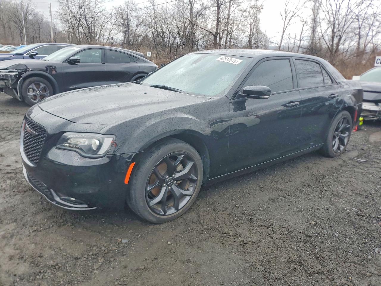 CHRYSLER 300 2023