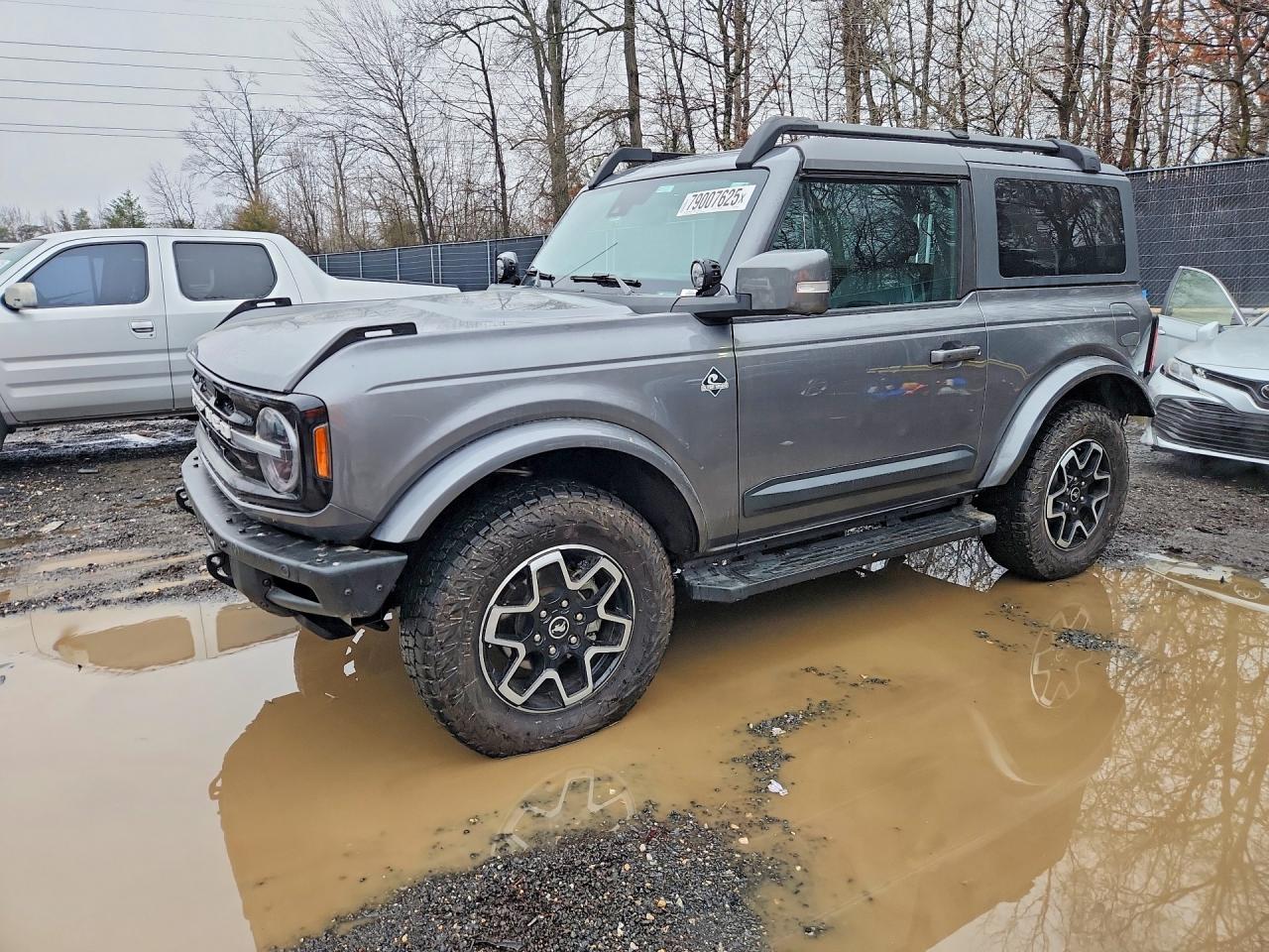 FORD BRONCO 2021