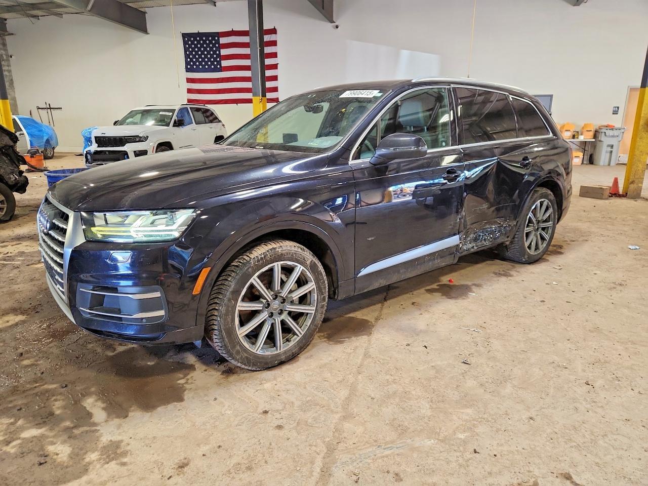 AUDI Q7 2019