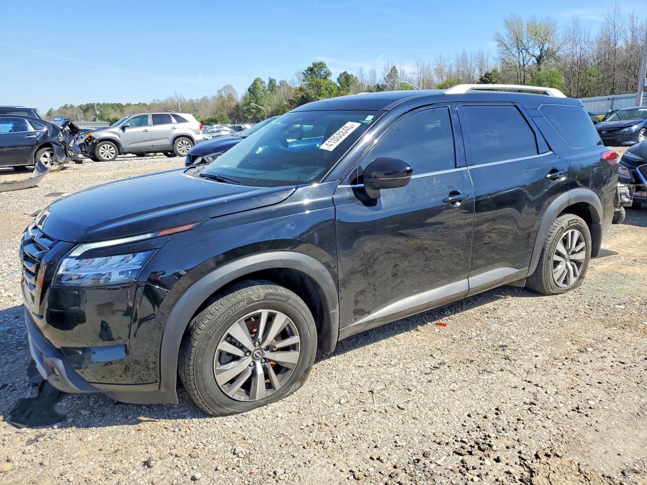 NISSAN PATHFINDER 2022