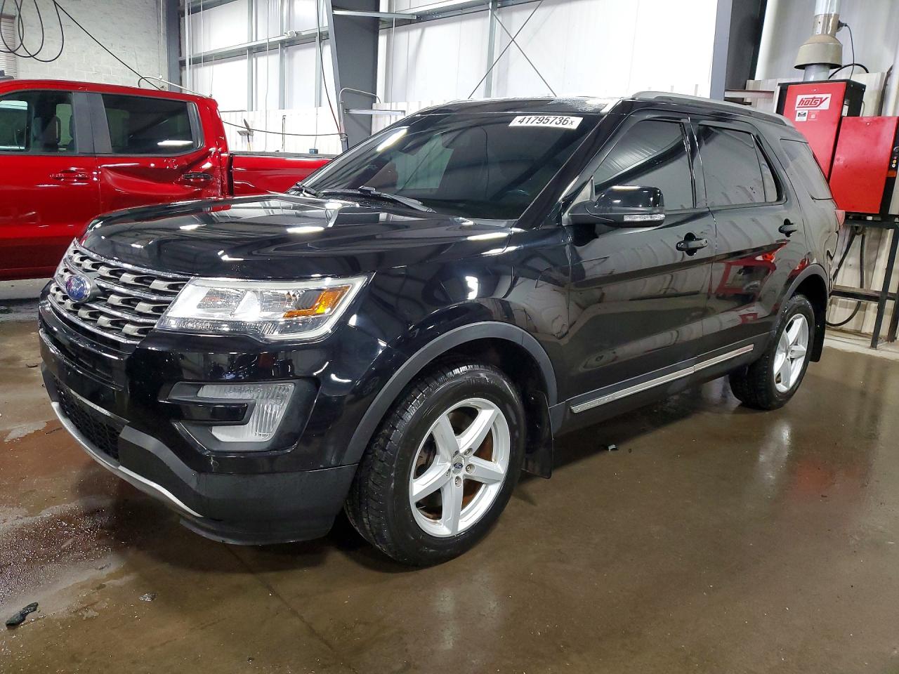 FORD EXPLORER 2017