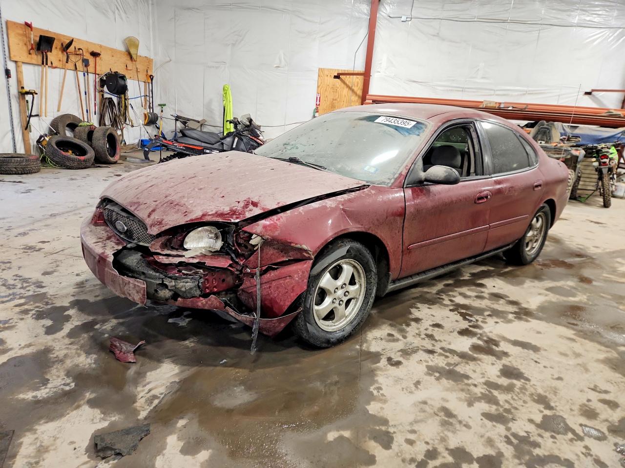 FORD TAURUS 2004