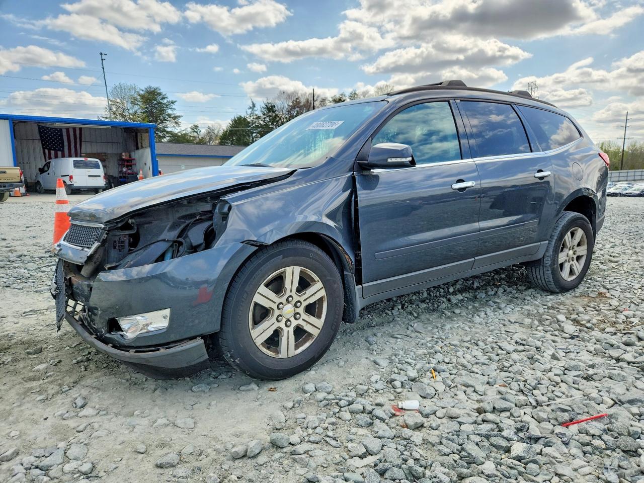 CHEVROLET TRAVERSE 2011