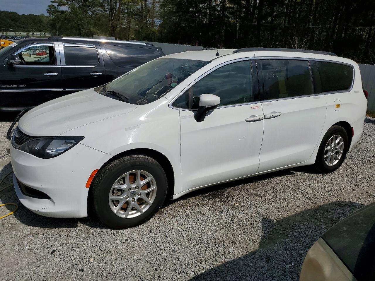 CHRYSLER VOYAGER 2021