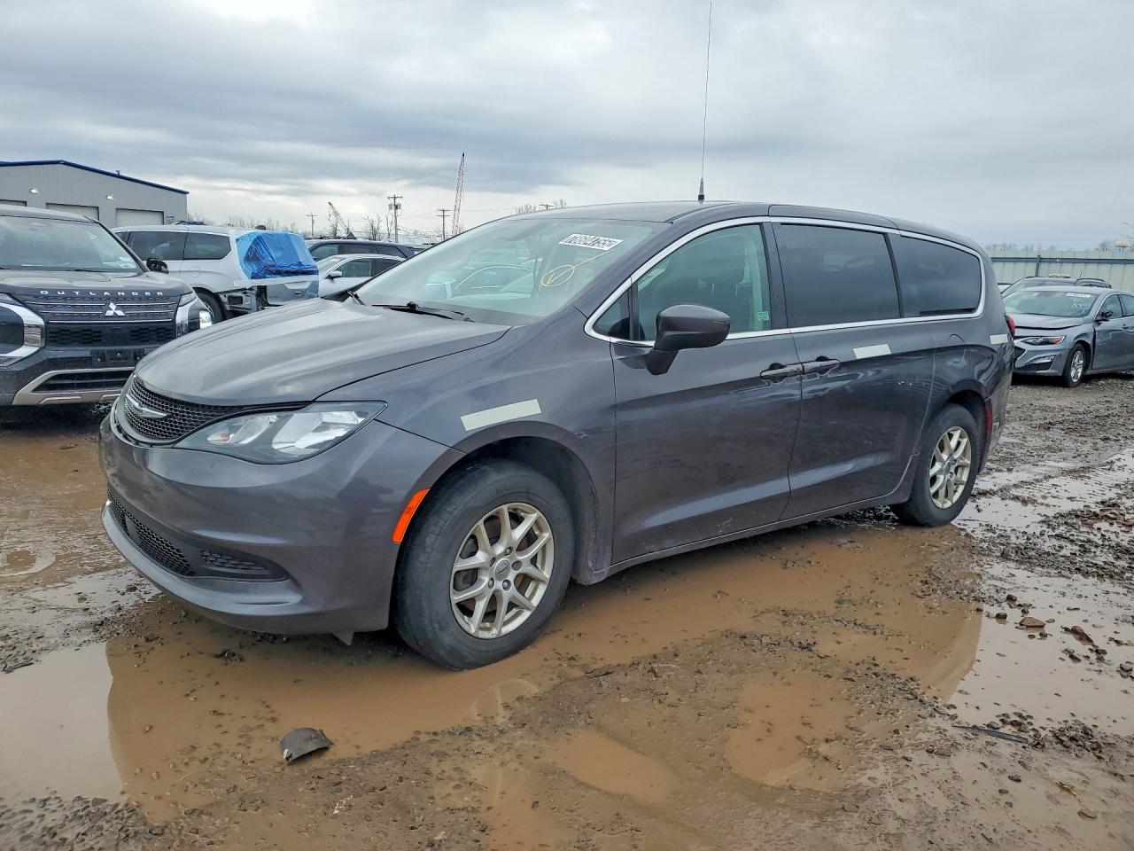 CHRYSLER VOYAGER 2022