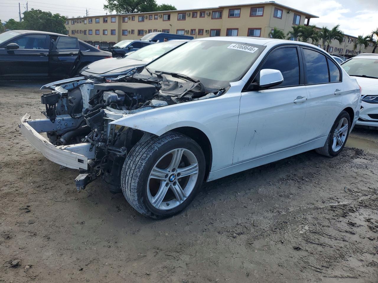 BMW 328 2013