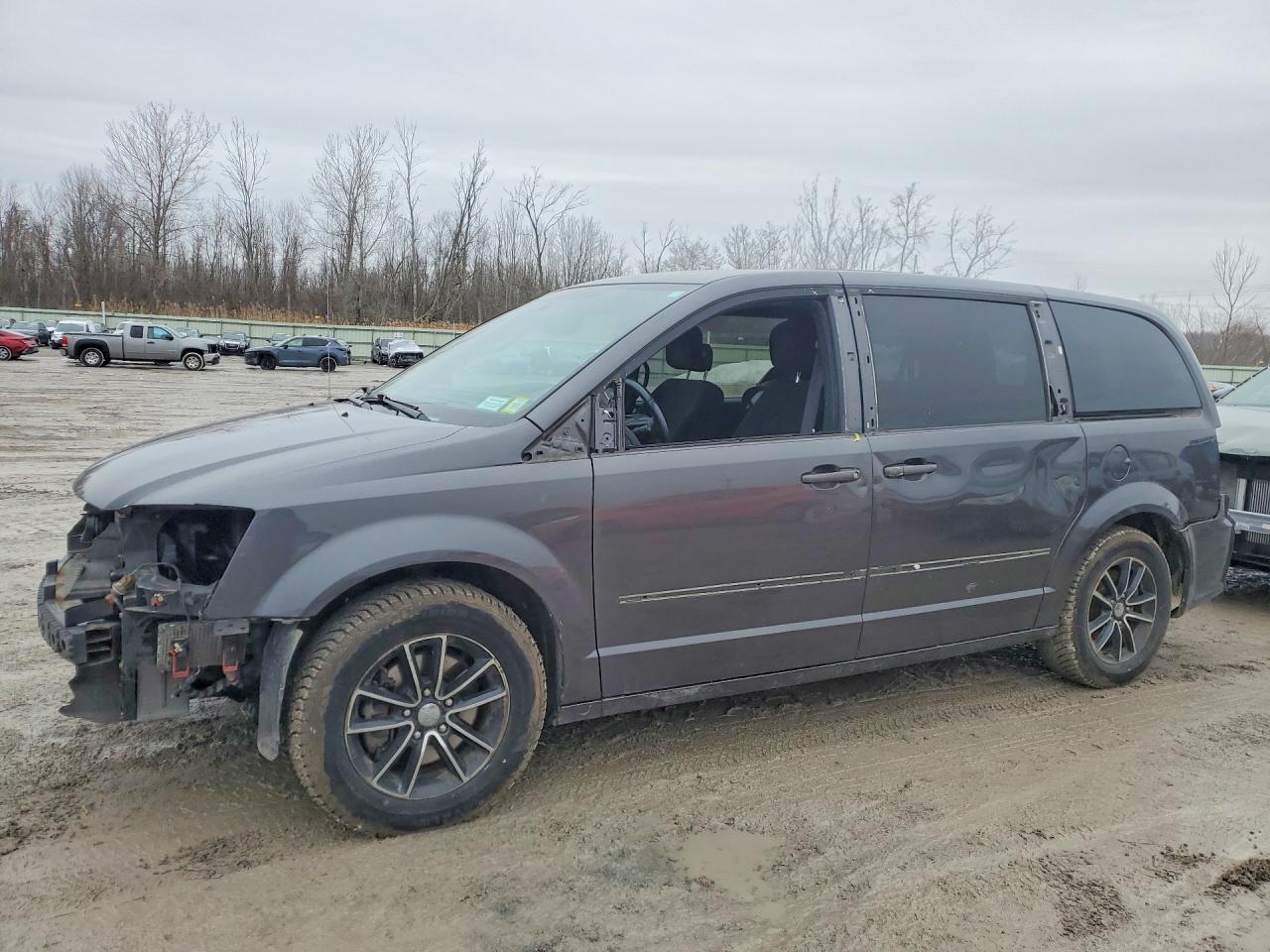 DODGE GRAND CARAVAN 2015