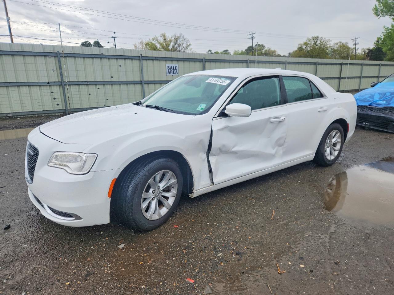 CHRYSLER 300 2015