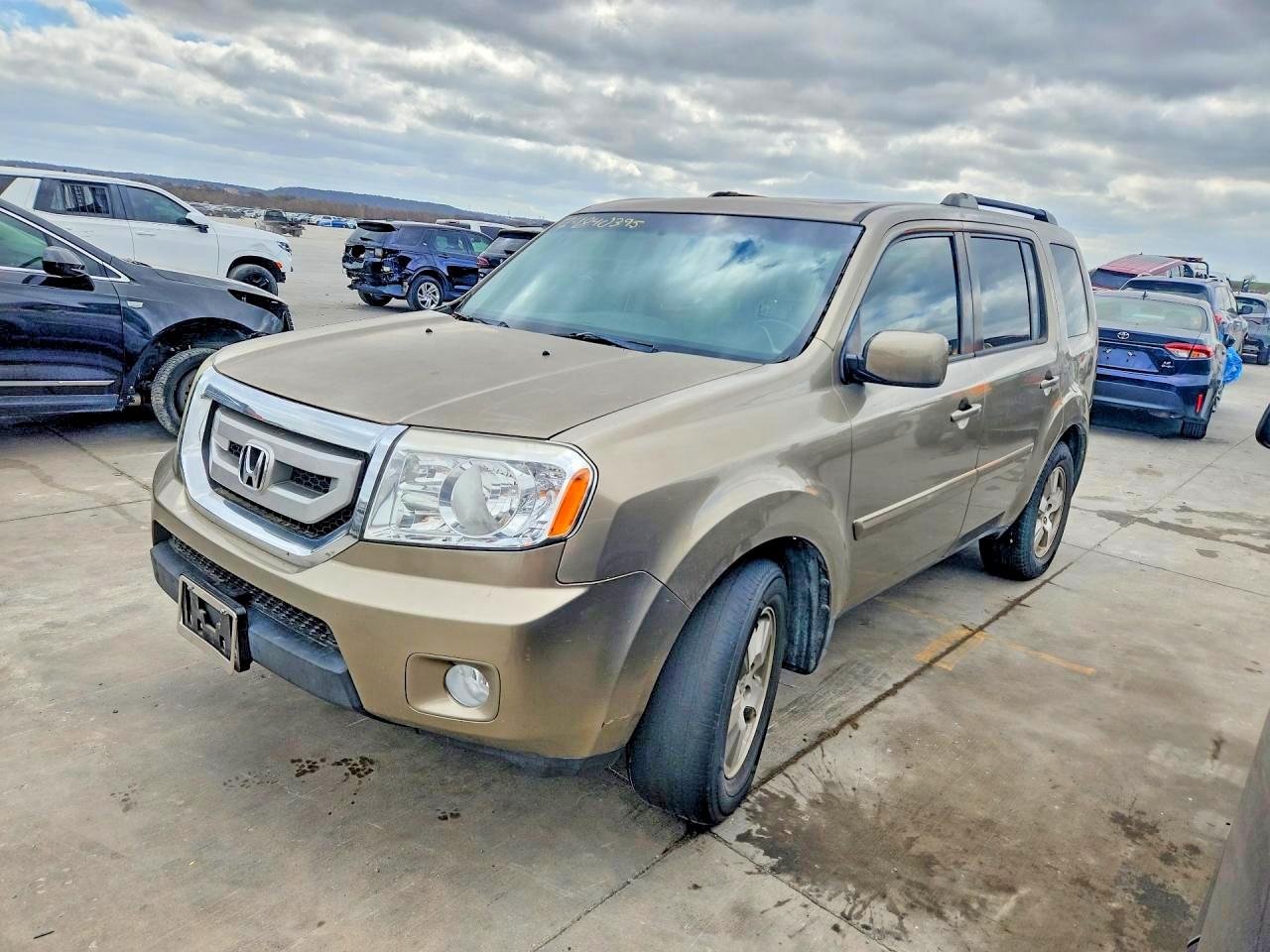 HONDA PILOT 2011