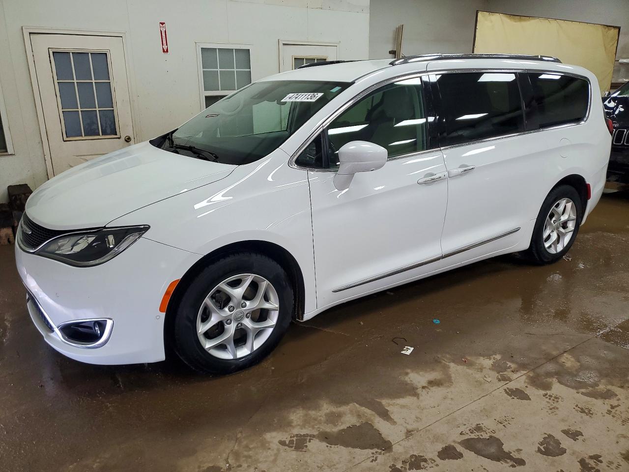 CHRYSLER PACIFICA 2020