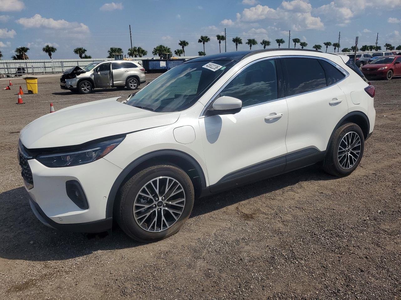 FORD ESCAPE 2024