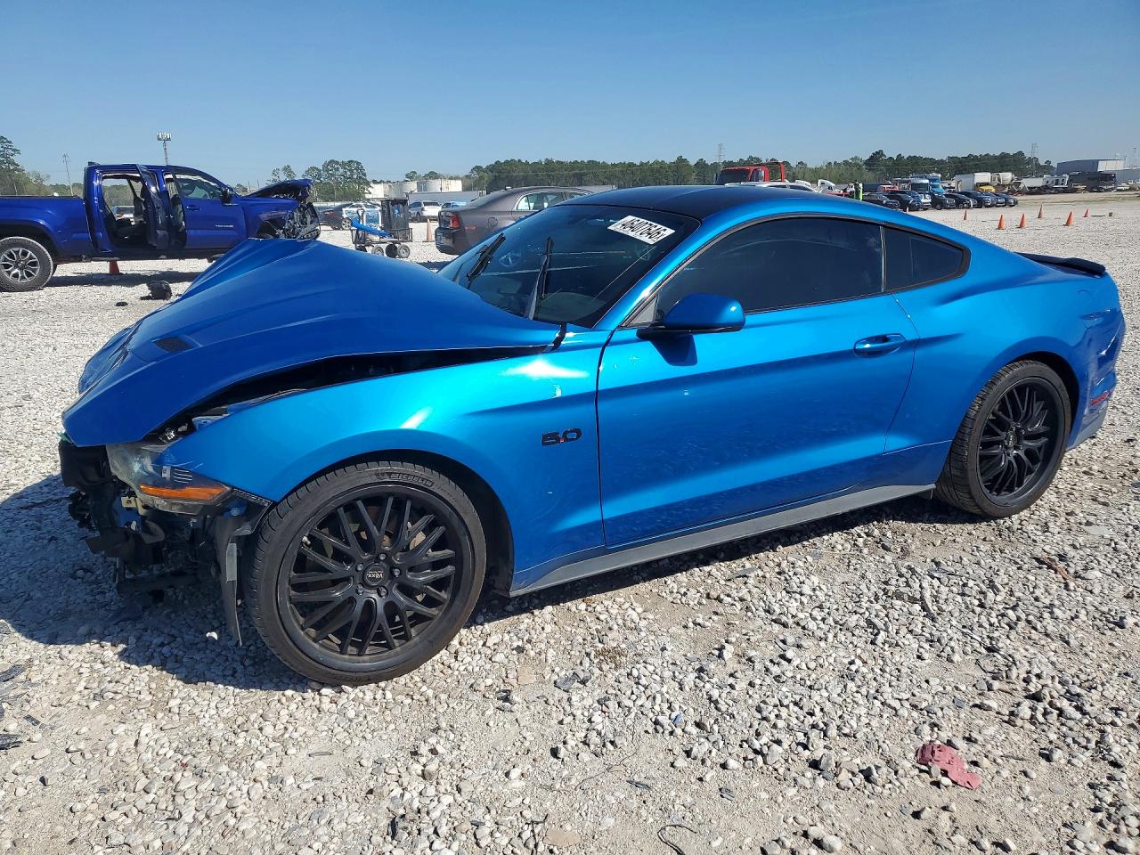FORD MUSTANG 2019