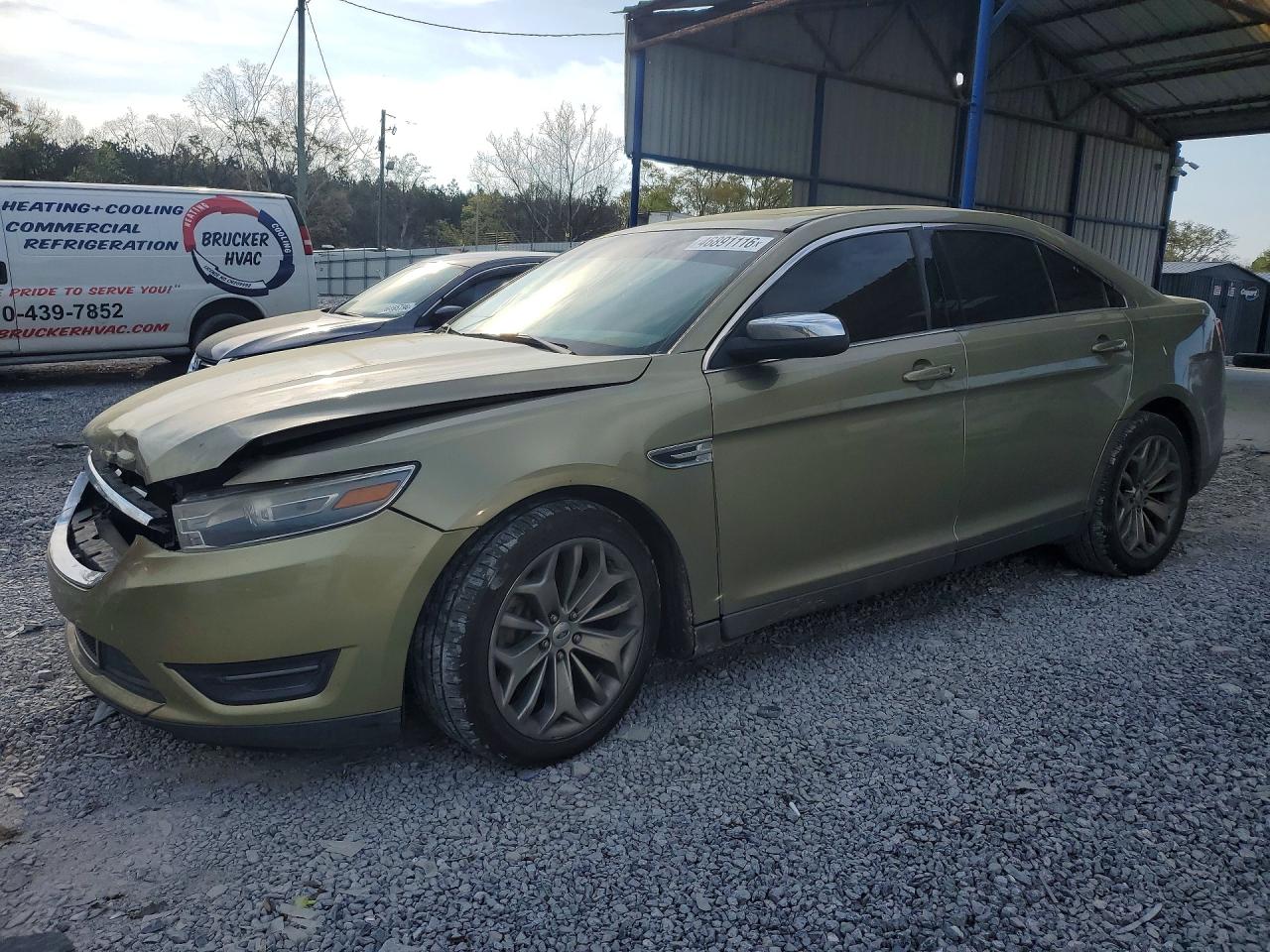 FORD TAURUS 2013