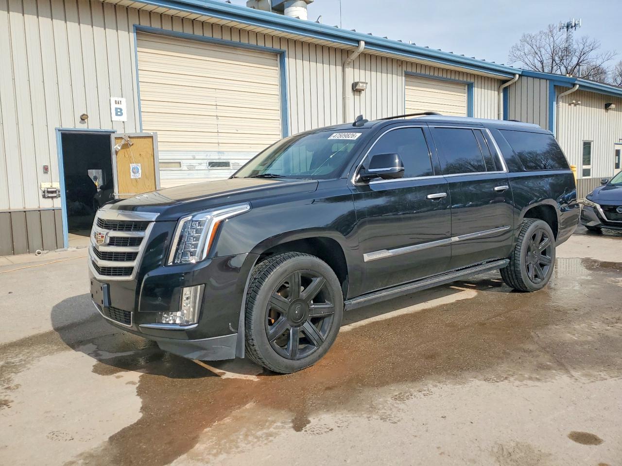 CADILLAC ESCALADE 2016