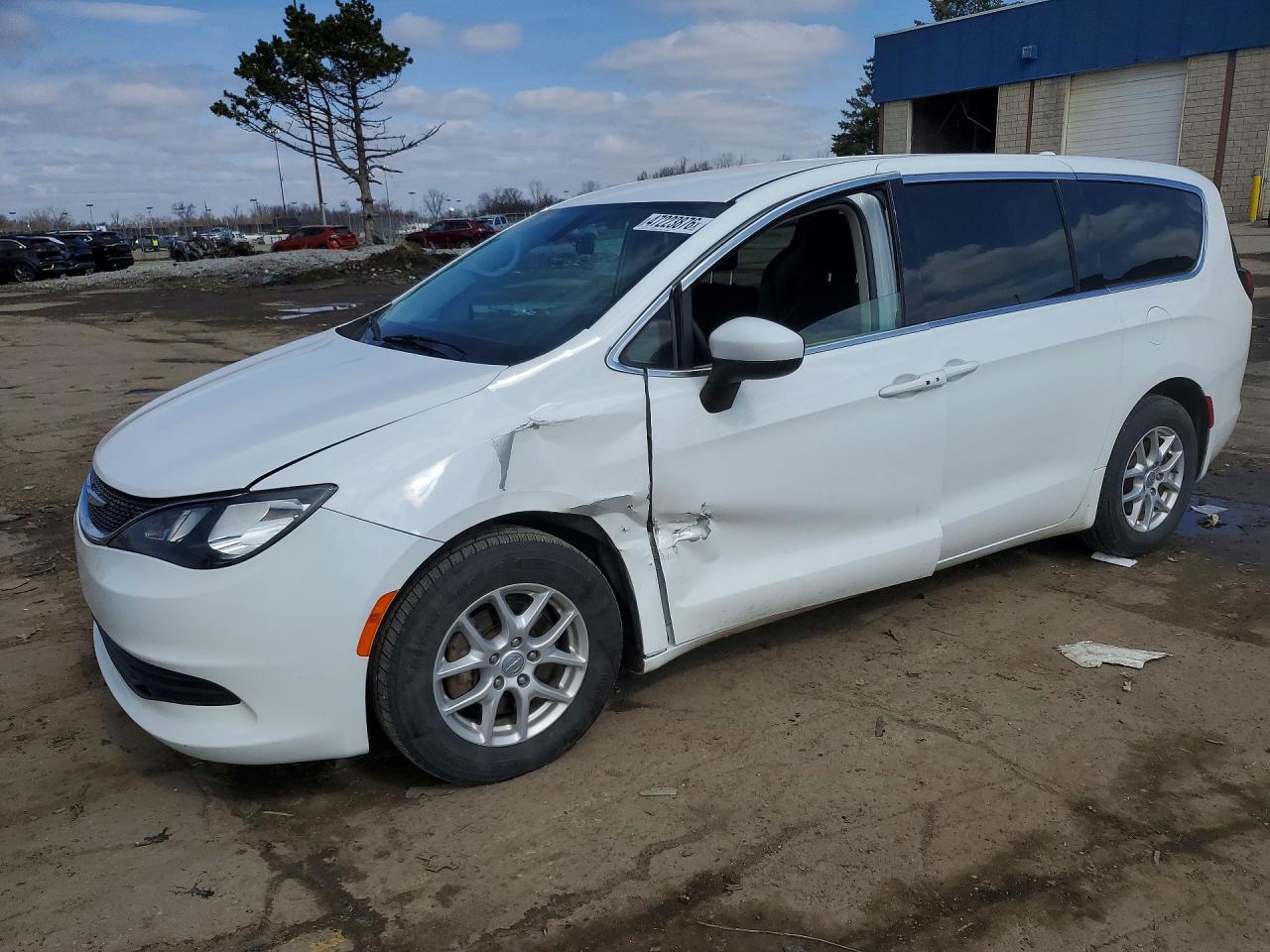 CHRYSLER VOYAGER 2020