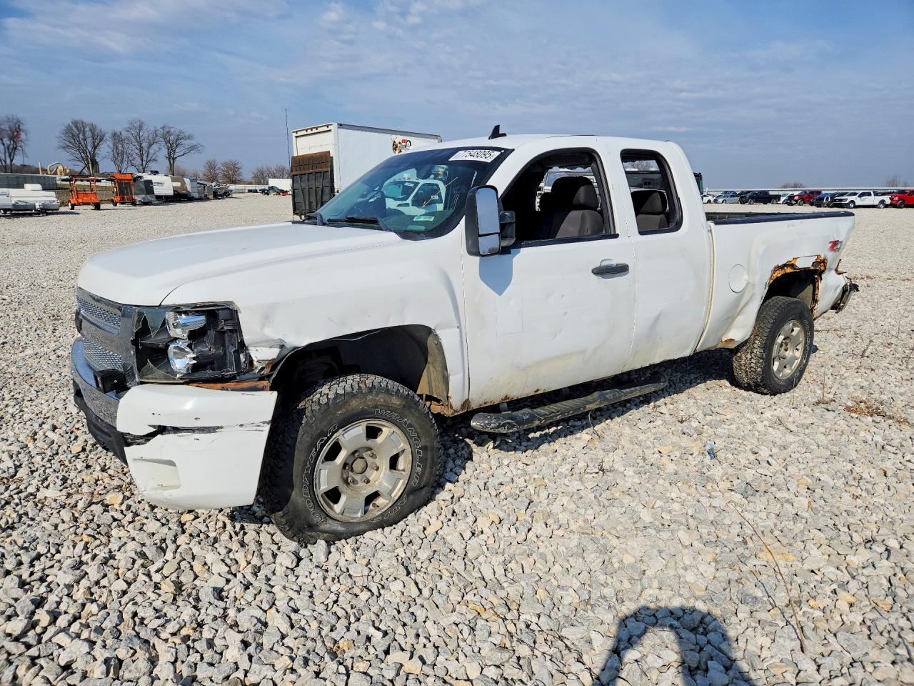 CHEVROLET SILVERADO 2011
