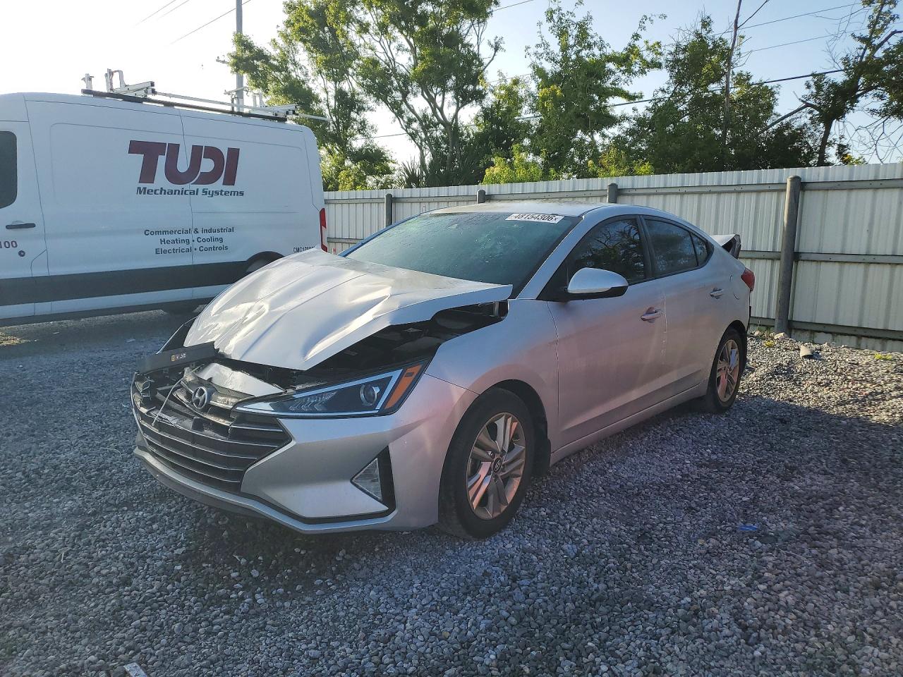HYUNDAI ELANTRA 2019