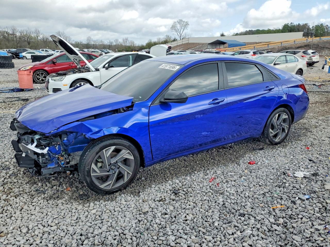HYUNDAI ELANTRA 2025
