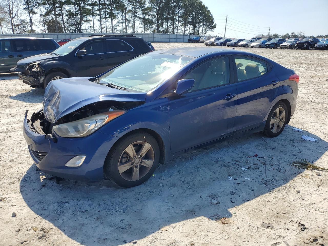 HYUNDAI ELANTRA 2013