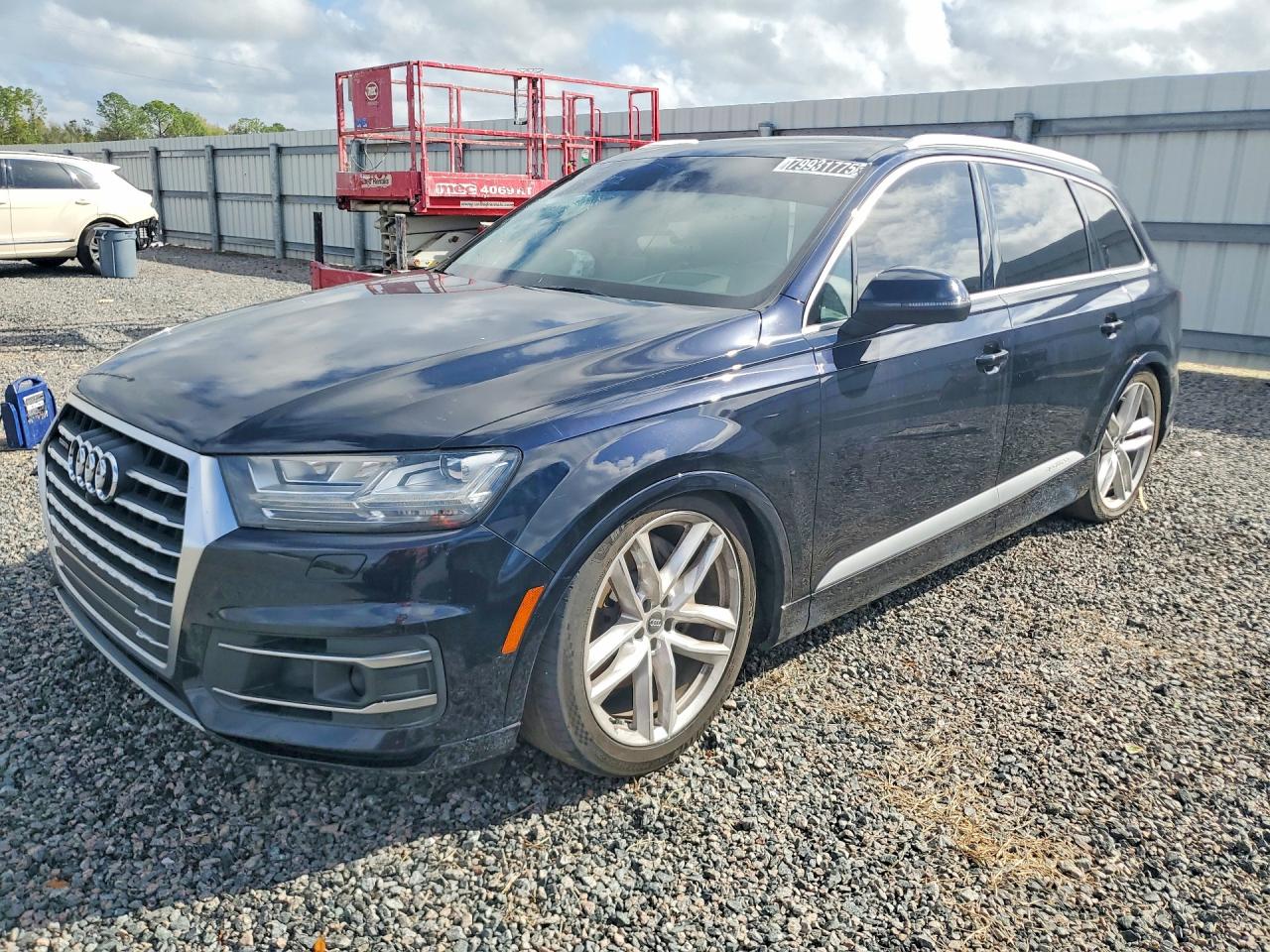 AUDI Q7 2017