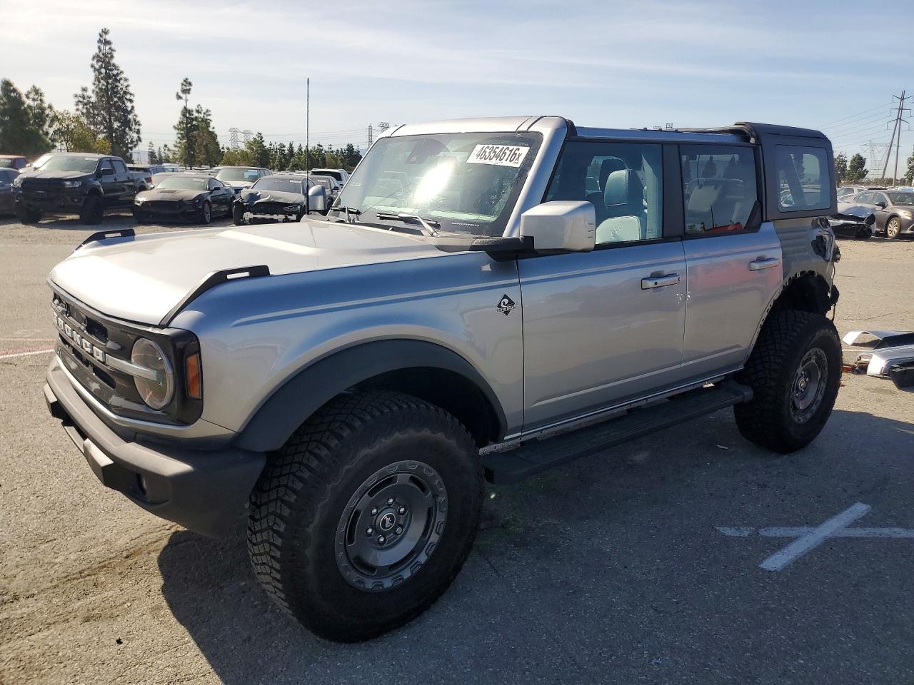 FORD BRONCO 2024