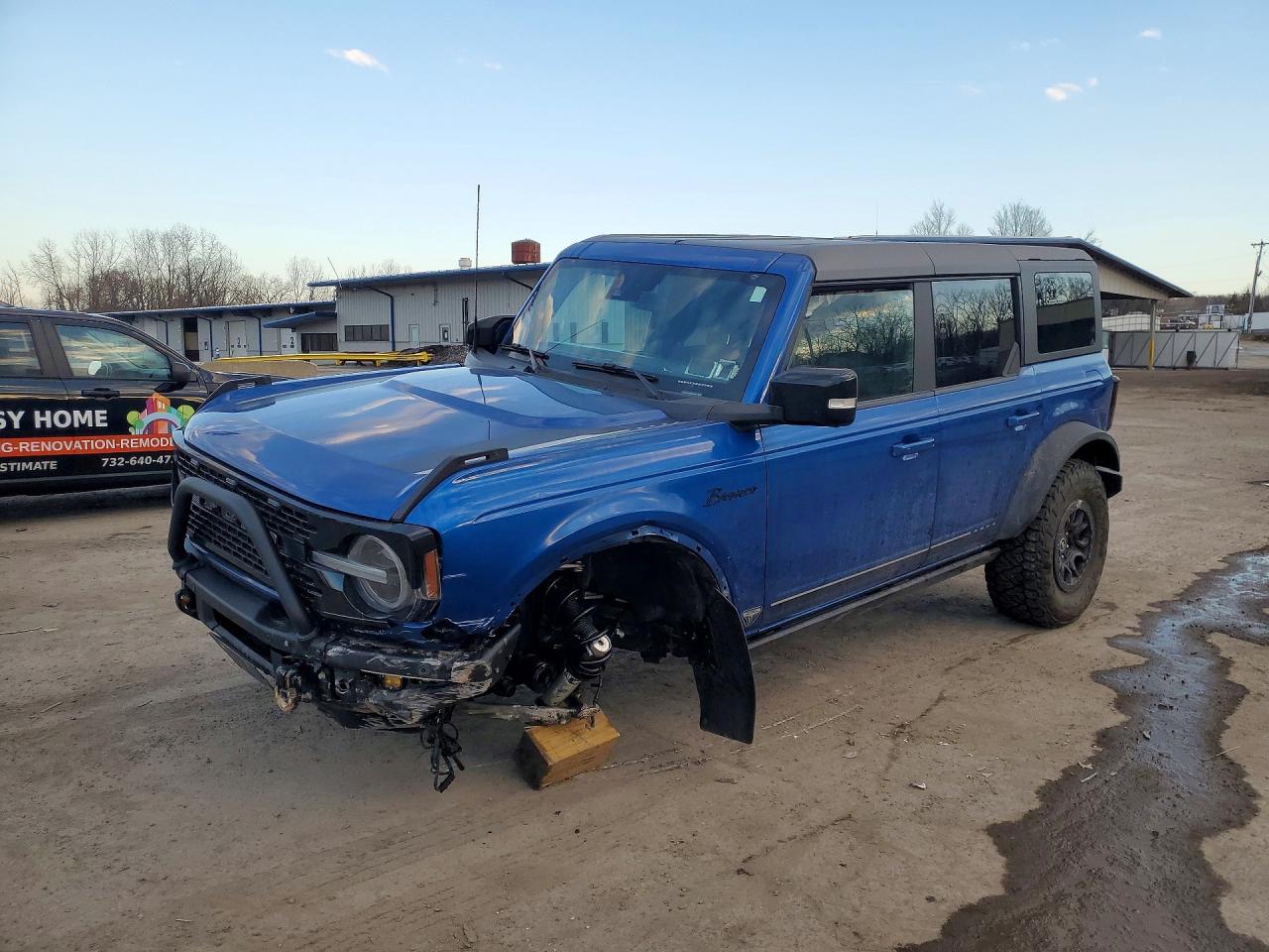 FORD BRONCO 2021