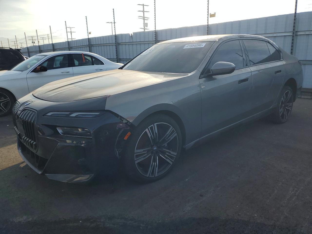 BMW 740 2023