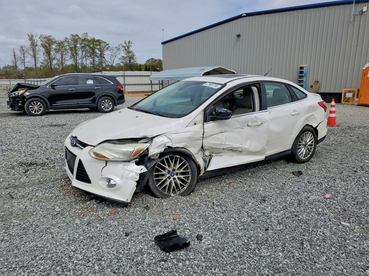 FORD FOCUS 2012