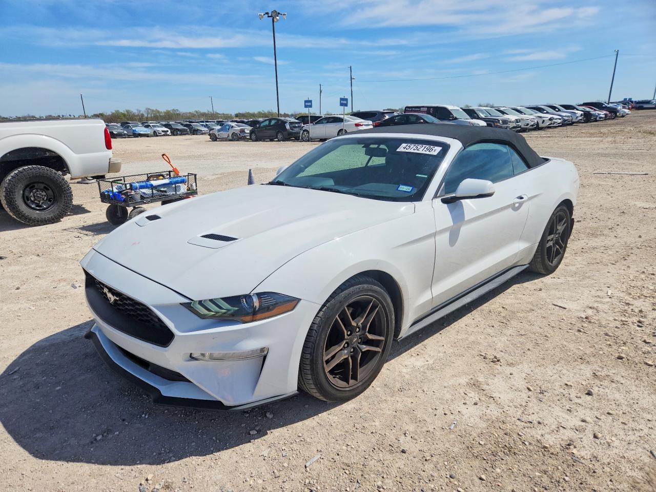 FORD MUSTANG 2020